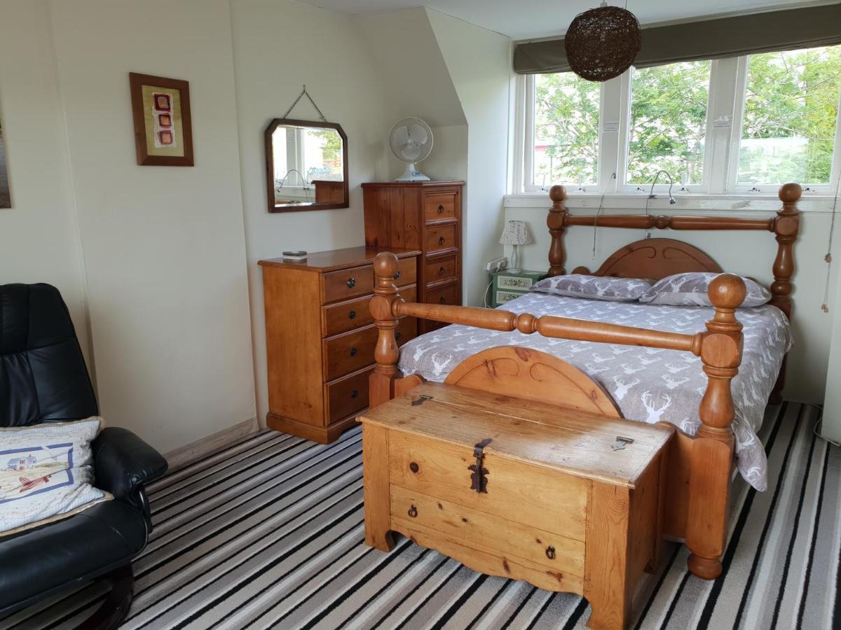Quirky Lochside Home Inveraray Bagian luar foto